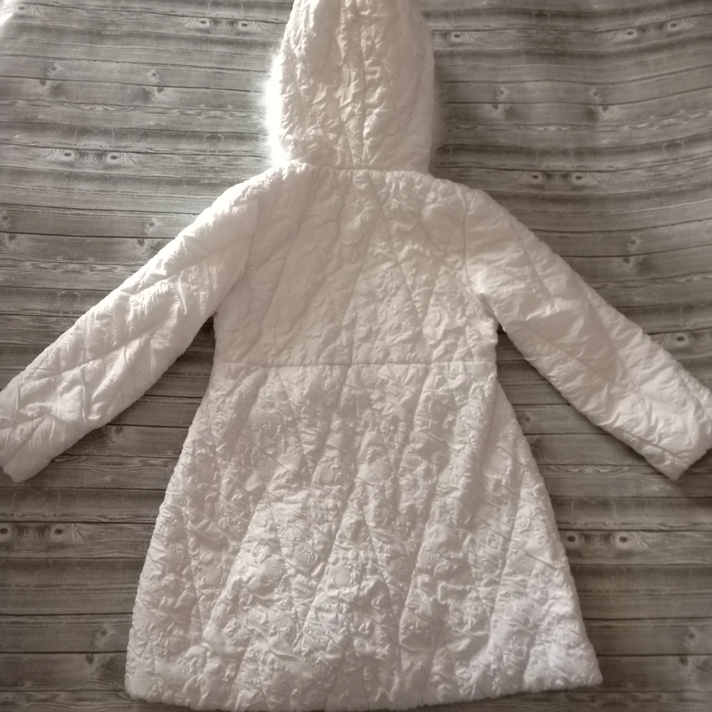 SHEIN Kids White Quilted Puffer Coat